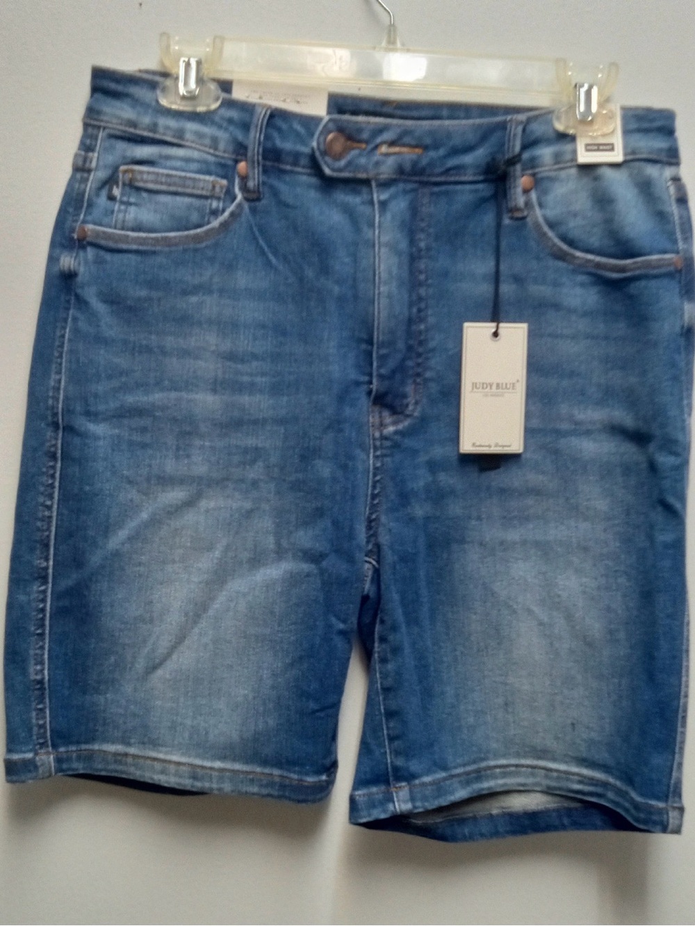 Judy Blue women's Medium Wash Denim Jean Shorts